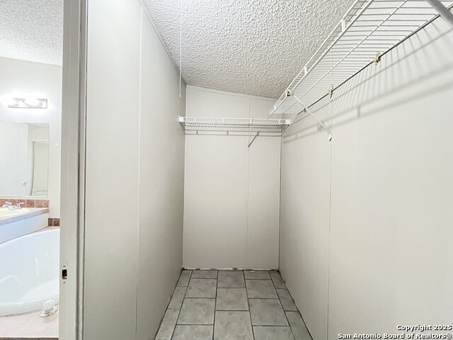 Image 23 of 40 For 11747 Haven Estates Blvd