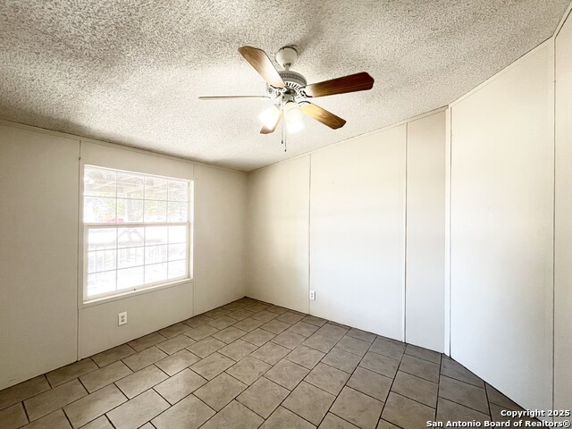 Image 24 of 40 For 11747 Haven Estates Blvd