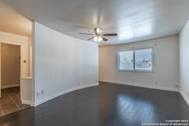 Image 17 of 40 For 6746 Crown Rdg