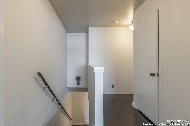 Image 26 of 40 For 6746 Crown Rdg