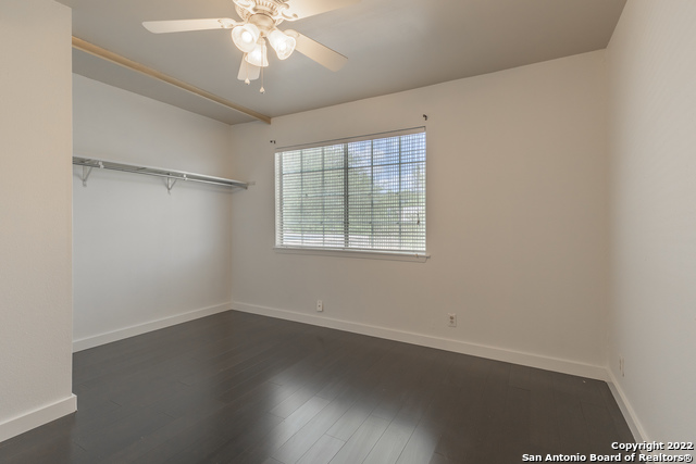 Image 28 of 40 For 6746 Crown Rdg