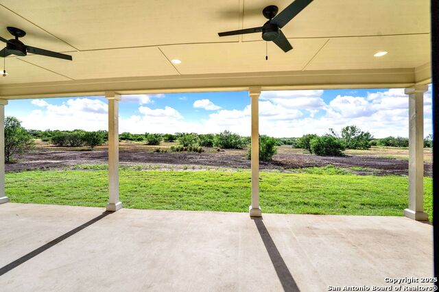 Listing photo id 48 for 1216 County Road 424