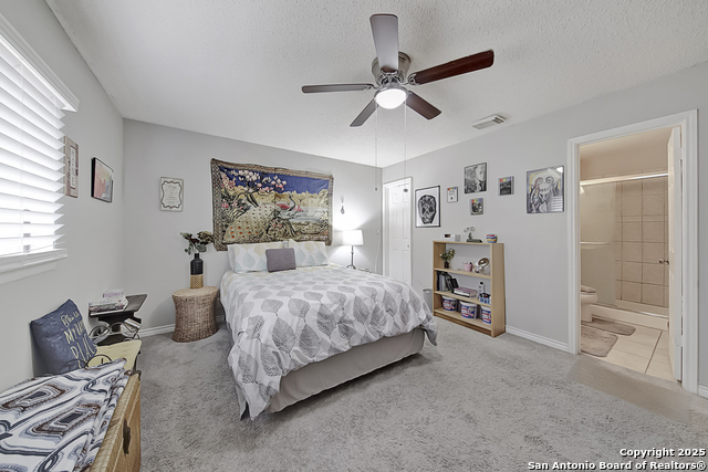 Listing photo id 14 for 7751 Alverstone Way