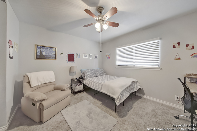 Listing photo id 16 for 7751 Alverstone Way