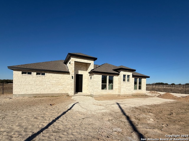 Listing photo id 0 for 211 County Road 6812