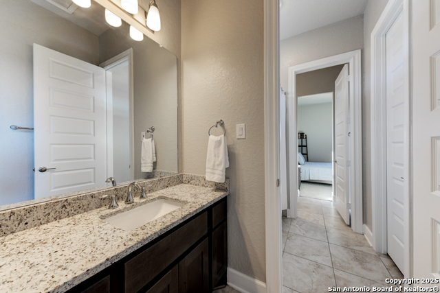 Listing photo id 30 for 595 James Way