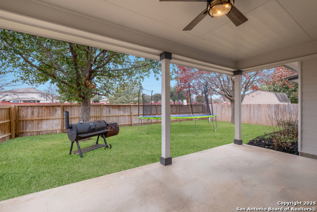 Listing photo id 26 for 10926 Palomino Bend