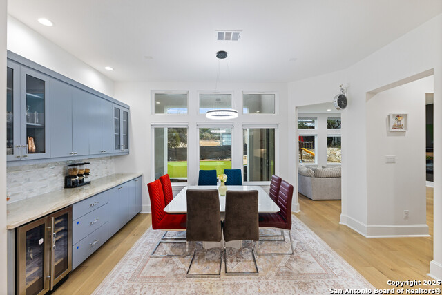 Listing photo id 32 for 10206 Kendall Cyn