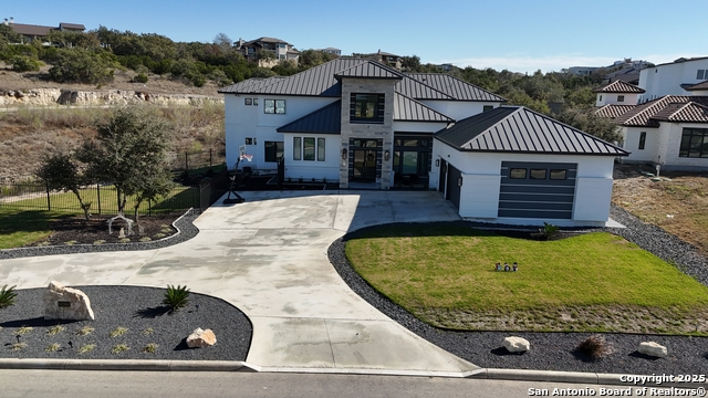 Listing photo id 76 for 10206 Kendall Cyn