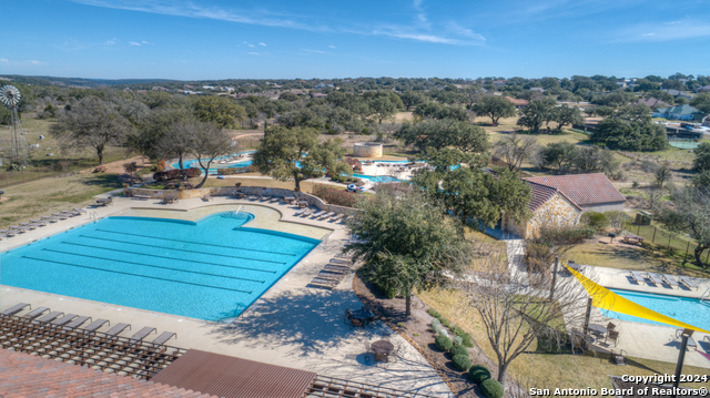 Listing photo id 6 for 350 Iron Hill