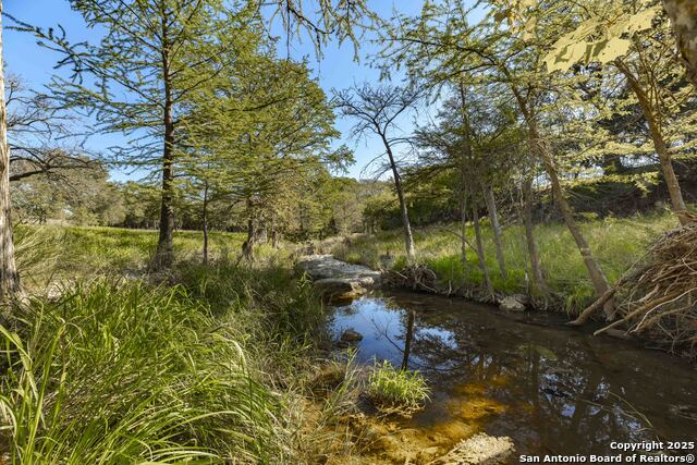 Details for 199 Palisades, Camp Verde, TX 78010
