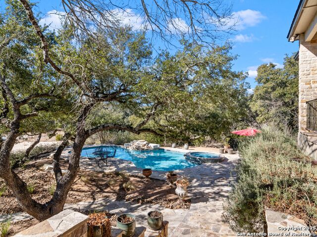 Listing photo id 34 for 27519 Ranch Creek