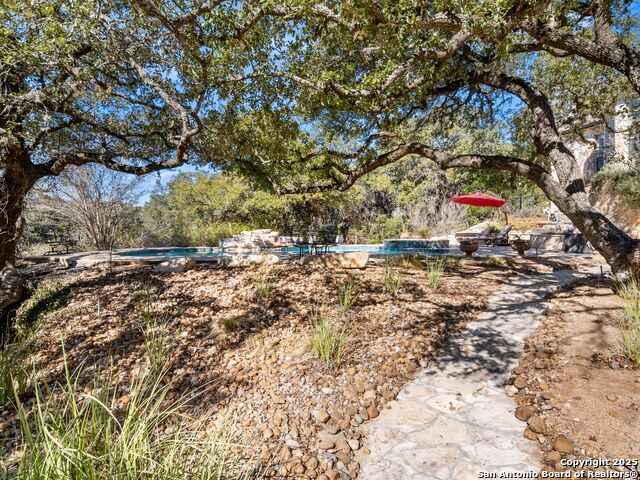 Listing photo id 41 for 27519 Ranch Creek