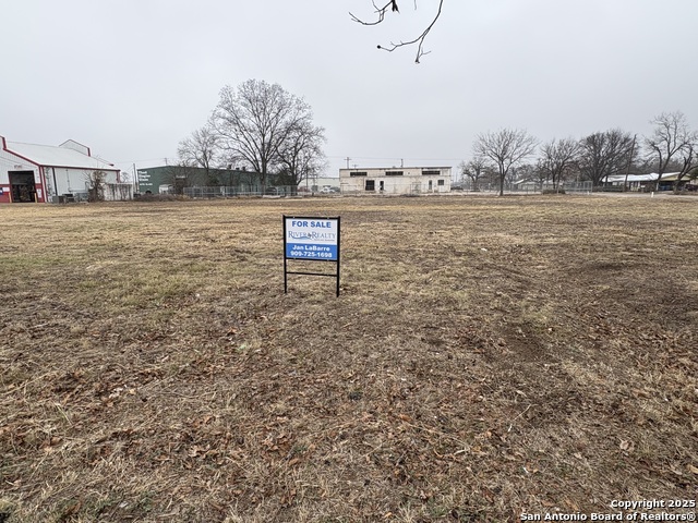 Details for 508 Clay St N, Kerrville, TX 78028