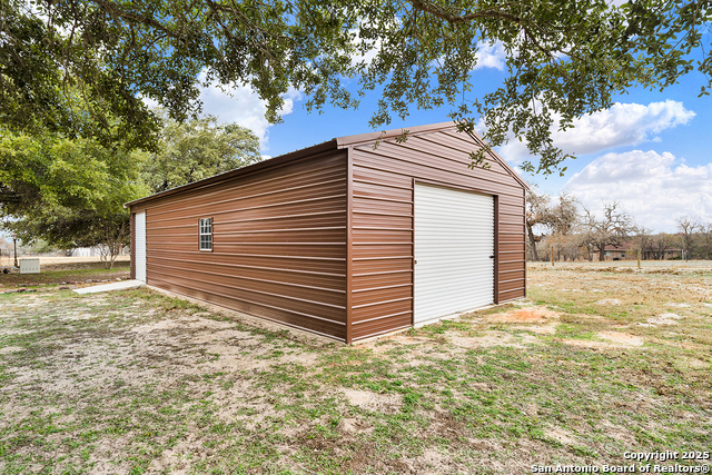 Listing photo id 25 for 227 Eagle Ridge Dr