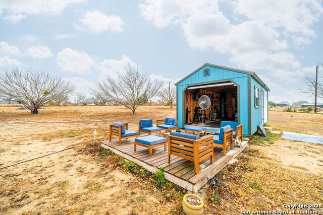 Listing photo id 24 for 240 County Road 775