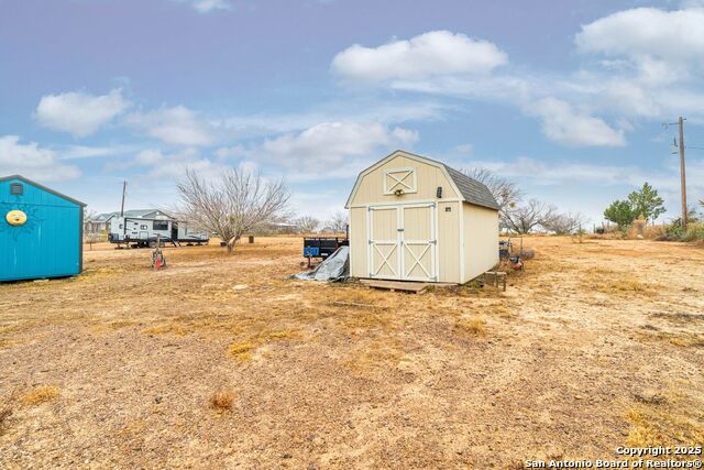 Listing photo id 30 for 240 County Road 775