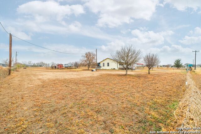 Listing photo id 33 for 240 County Road 775