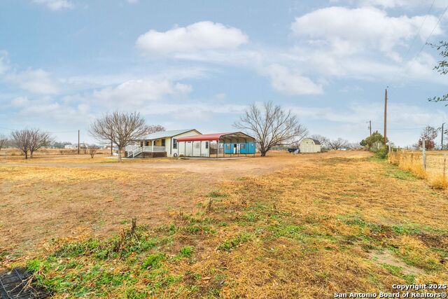 Listing photo id 35 for 240 County Road 775