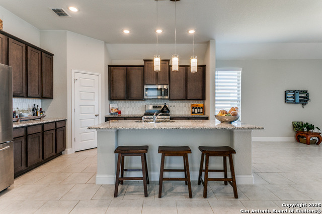 Listing photo id 8 for 13126 Lattigo Bend