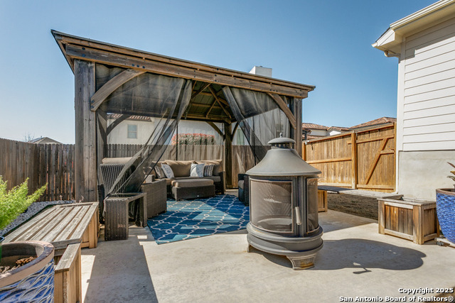 Listing photo id 22 for 13126 Lattigo Bend