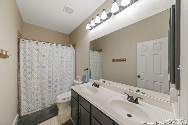 Listing photo id 27 for 18006 Cerca Rojo Dr