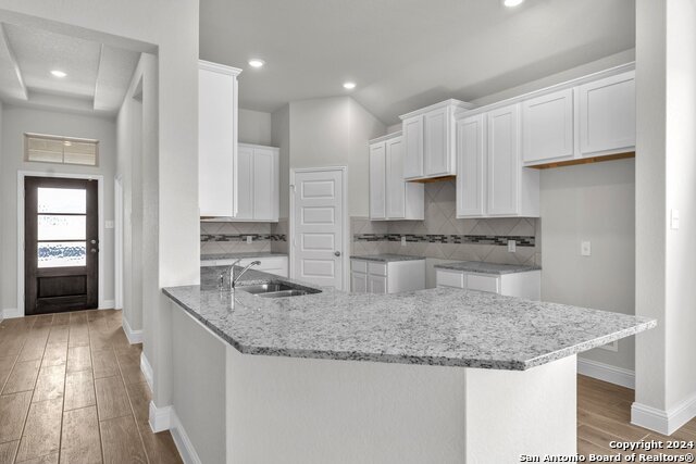 Image 11 of 20 For 6739 Velma Path