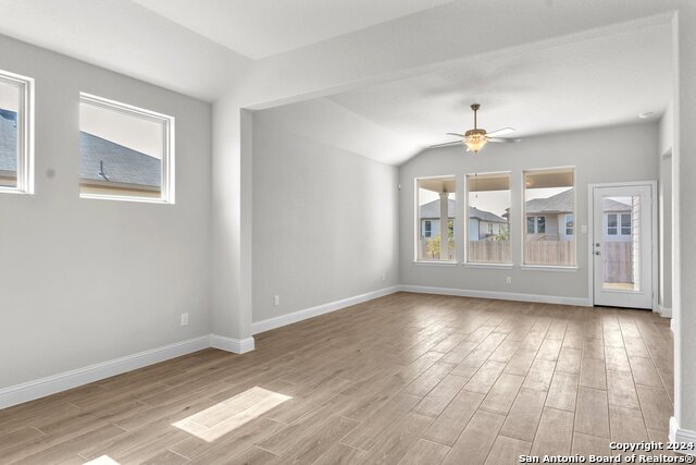 Image 6 of 20 For 6739 Velma Path