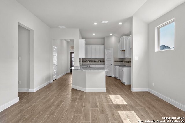 Image 9 of 20 For 6739 Velma Path