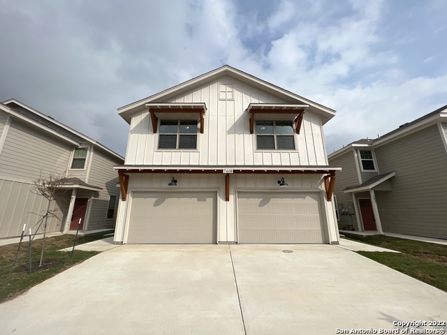 Listing photo id 0 for 7618 Agave Bend  101