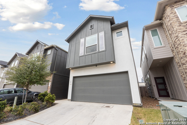 Listing photo id 8 for 8851 Oakland Blvd, 11