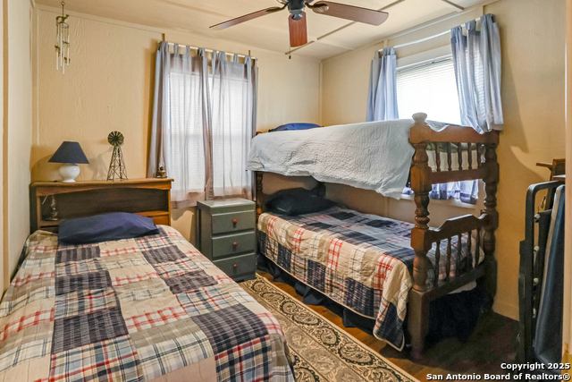 Listing photo id 8 for 772 Sd 29150