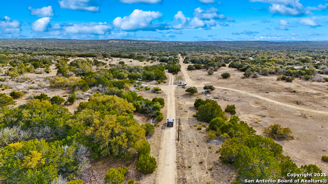 Listing photo id 1 for 772 Sd 29150