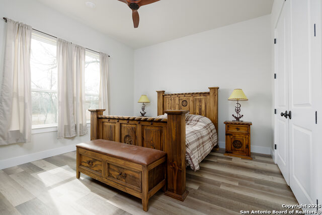 Listing photo id 4 for 994 Marburger Rd S