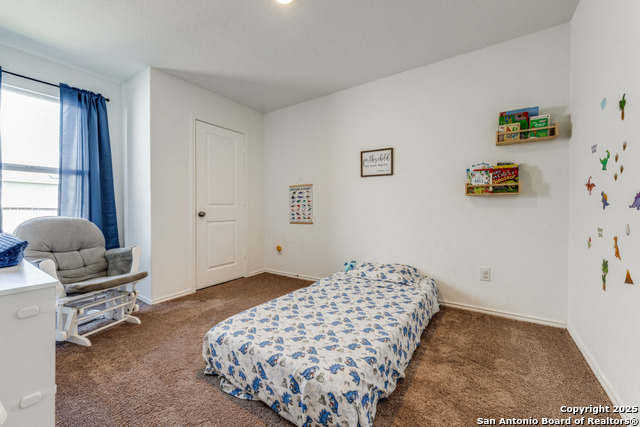 Listing photo id 17 for 5502 Calton Bnd