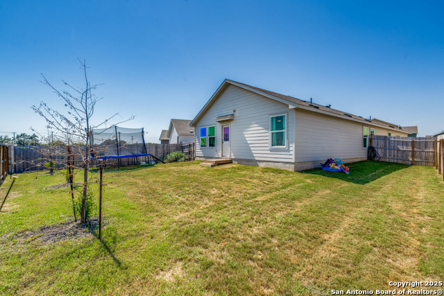 Listing photo id 20 for 5502 Calton Bnd