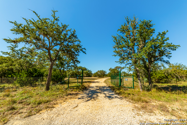 Image 15 of 24 For 389 Medina Hills