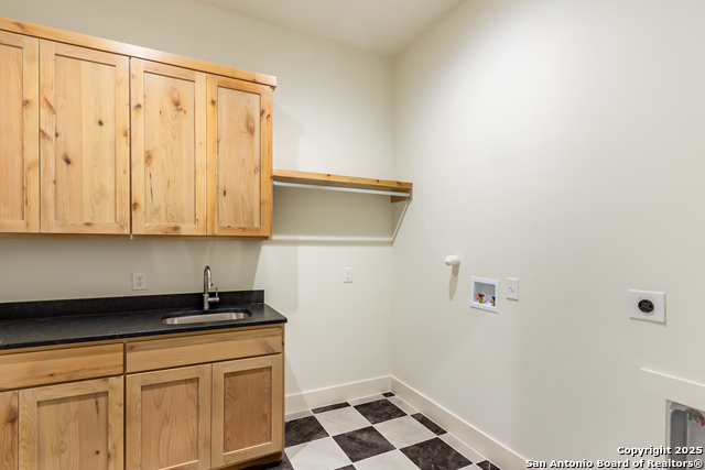 Listing photo id 22 for 109 Hondo Vista