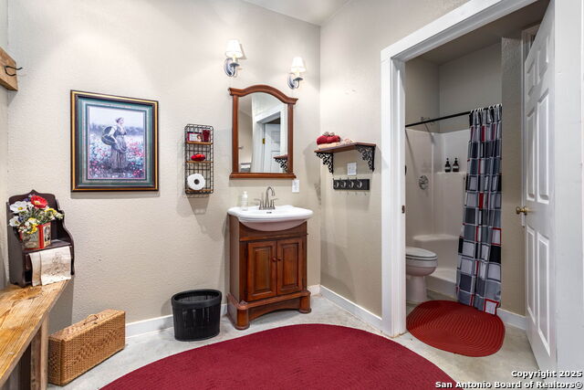 Image 16 of 38 For 126 Mariana Dr A