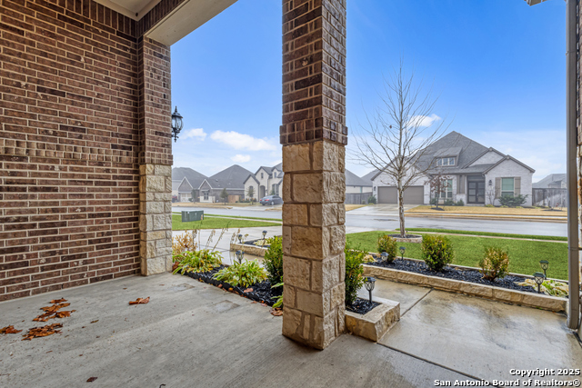 Listing photo id 7 for 13157 Hallie Chase