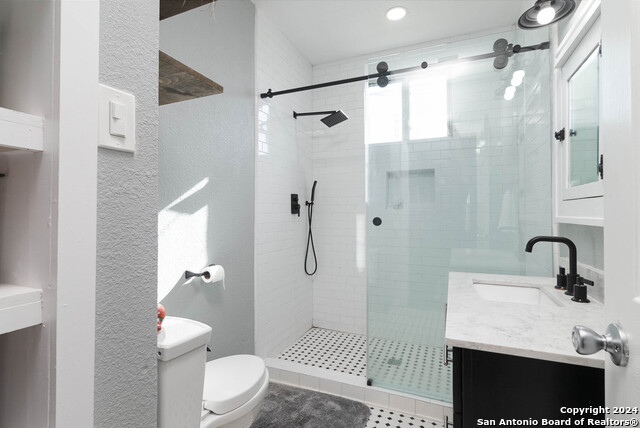 Image 11 of 24 For 126 Loretta Pl