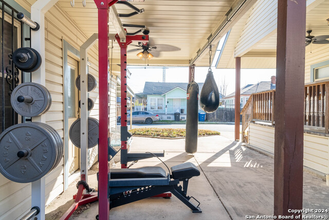 Image 21 of 24 For 126 Loretta Pl