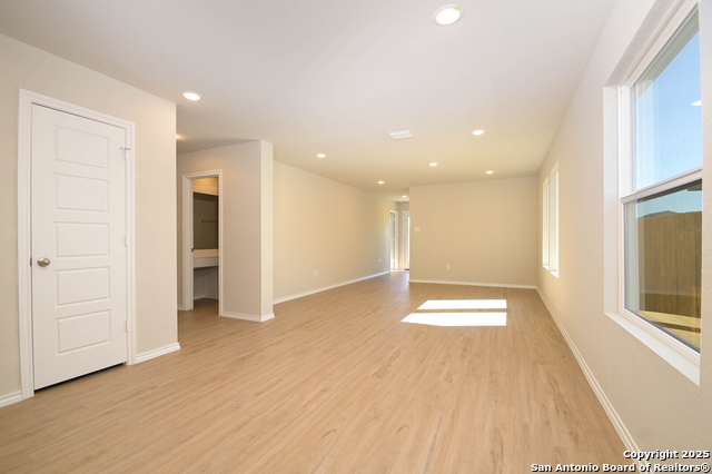 Listing photo id 0 for 7815 Canyon Cove