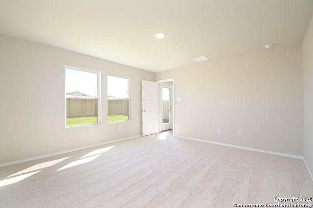 Listing photo id 4 for 7815 Canyon Cove