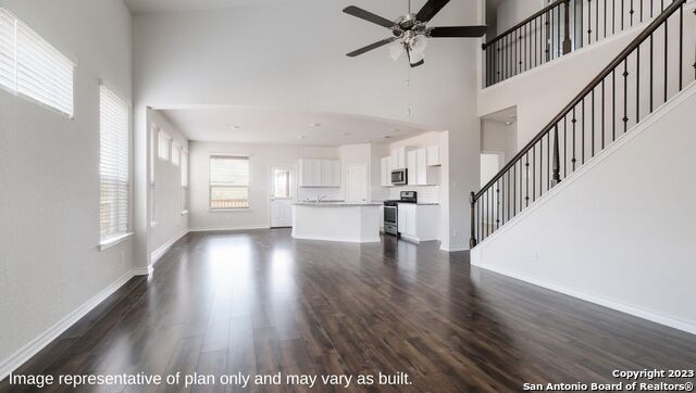 Listing photo id 3 for 14720 Pearl Flats