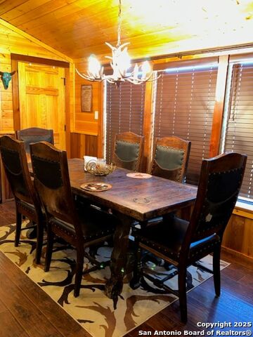 Listing photo id 18 for 527 Sd 74100