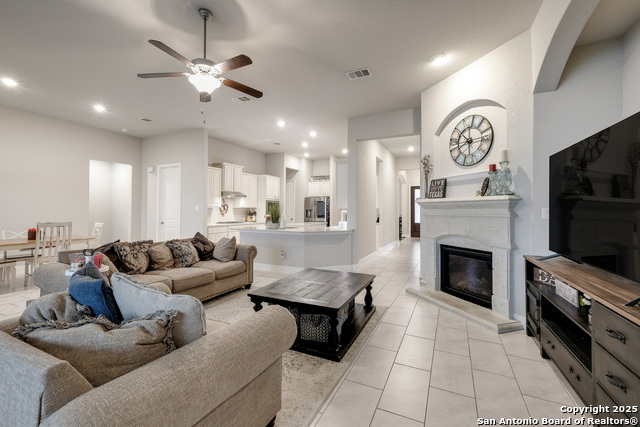 Listing photo id 8 for 32213 Cardamom Way