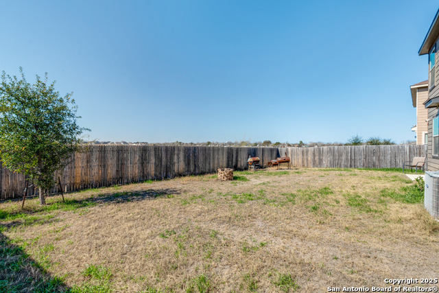 Listing photo id 22 for 9327 Comarca