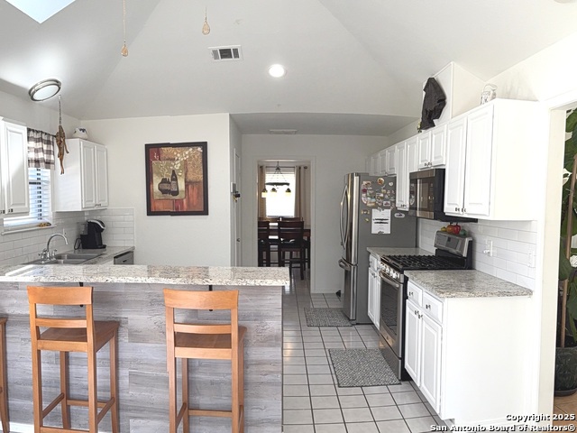 Listing photo id 4 for 561 County Road 785