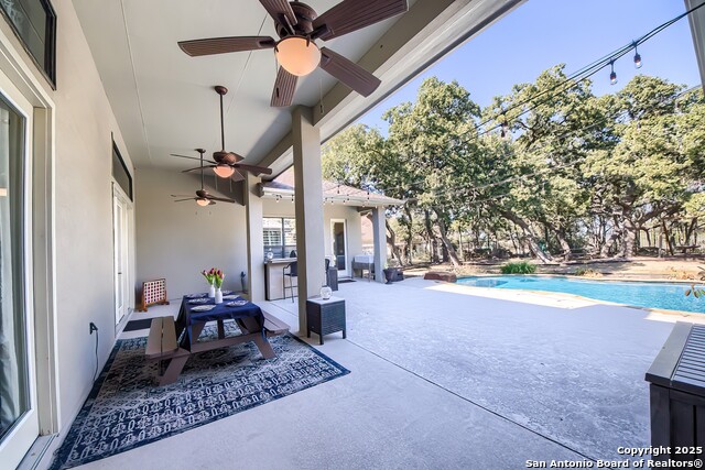 Listing photo id 34 for 9850 Trophy Oaks